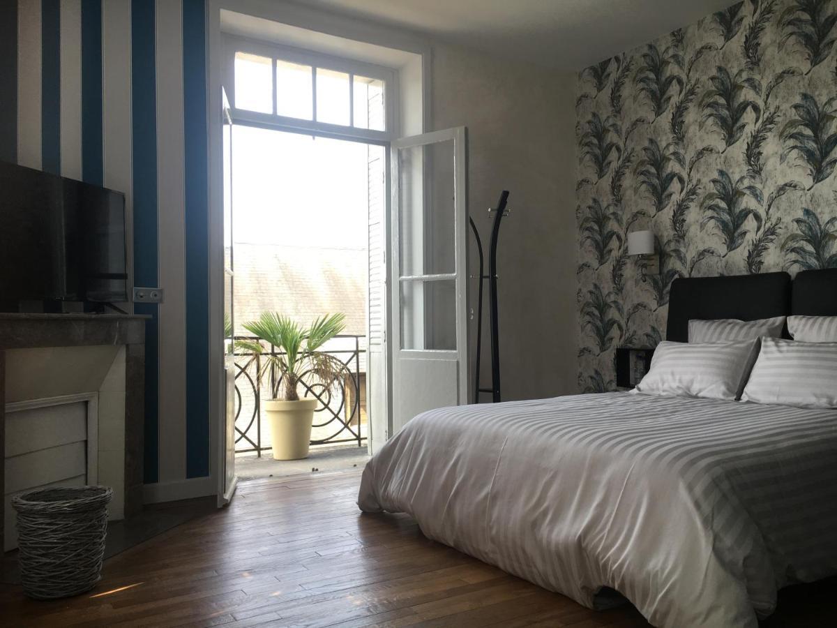 Les Roches Bleues Bed & Breakfast Uzerche Dış mekan fotoğraf